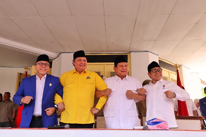 Ketua Umum Partai Gerindra Prabowo Subianto bersama Ketuam Umum Partai Golkar Airlangga Hartarto, Ketua Umum ZUlkifli Hasan dan Ketua Umum PKB Muhaimin Iskandar. (Facbook.com/@Prabowo Subianto)
