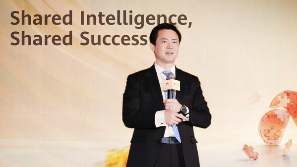 Charles Yang, Senior Vice President of Huawei and President of Huawei Cloud Global Marketing and Sales Service