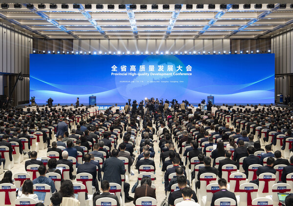 Guangdong holds 2026 Provincial High-quality Development Conference.